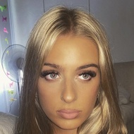 Nikki Logan, 24 (TikTok Star)