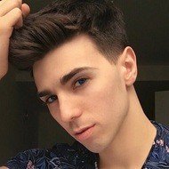 Niko Masarin, 31 (TikToker)