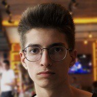 NikolaDZ, 23 (Star di YouTube)
