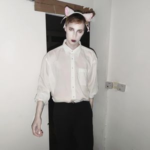 Nikolay Kostylev, 30 (流行歌手)