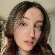 Nil Sani, 20 (YouTube Star)