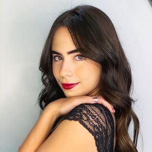 Nina Baiocchi, 26 (TikTok明星)