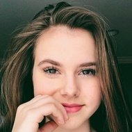 Nina Houston, 20 (YouTube明星)