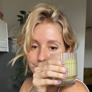 Nina Montagne, 32 (YouTube明星)