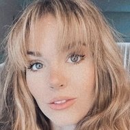 Nina Nelson, 30 (Estrella de YouTube)
