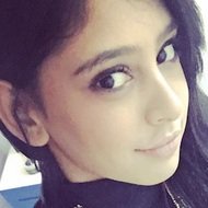 Niti Taylor, 29 (Atriz De Televisão)