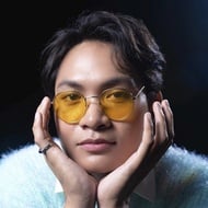 Noah Raquel, 27 (YouTube Star)