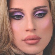 Noemi Problemi, 34 (Instagram明星)