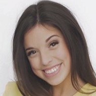 Noemie Lacerte, 27 (Star di YouTube)