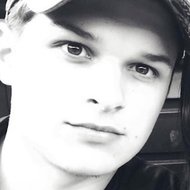 Nolan Betts, 29 (Instagram明星)