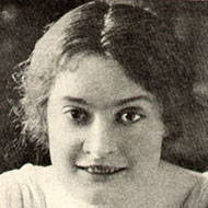 Nora Bayes (1880 - 1928) (Comedian)