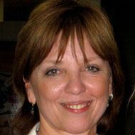 Nora Roberts, 75 (小說家)