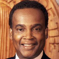 Norm Rice, 82 (政治家)