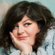 November Ultra, 37 (Popsänger)