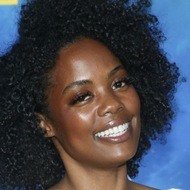 Novi Brown, 38 (Nữ diễn viên truyền hình)