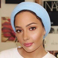Nura Afia, 31 (Estrella de YouTube)