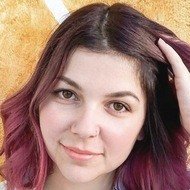 Núria Velez, 36 (Instagram Star)