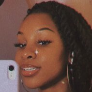 Okayyy.tiara, 22 (TikTok明星)