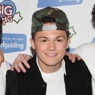Oliver Garland, 28 (Pop Singer)