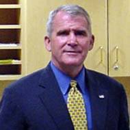 Oliver North, 82 (记者)