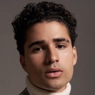 Oliver Oden, 26 (Người mẫu)