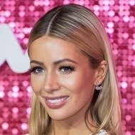 Olivia Attwood, 32 (現實之星)