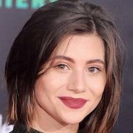 Olivia Stuck, 24 (TV Actress)