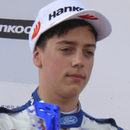 Olli Caldwell, 23 (赛车手)