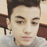 Omar Arnaout, 25 (Cantante Pop)