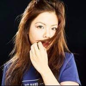 Ophelia Tang, 34 (Blogger)