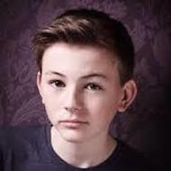 Oscar Lloyd, 28 (Soap Opera Actor)