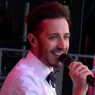 Osvaldo Supino, 41 (流行歌手)