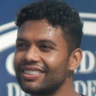 Otávio Santos, 31 (足球运动员)