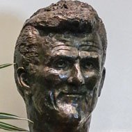 Otis Chandler (1927 - 2006) (Family Member)