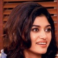 Oviya, 32 (Movie Actress)