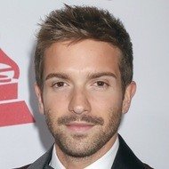Pablo Alborán, 34 (流行歌手)