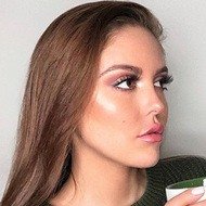 Paola Wise, 31 (Star d'Instagram)