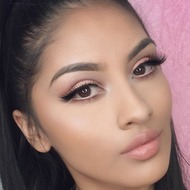 PAox33, 29 (Instagram Star)