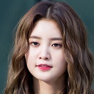 Park Jeong-hwa, 30 (流行歌手)