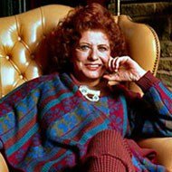 Pat Phoenix (1923 - 1986) (肥皂剧女演员)