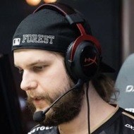 Patrik Lindberg, 35 (eSports Player)