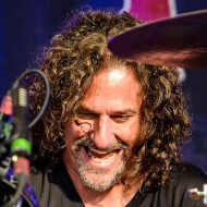 Paul Mazurkiewicz, 57 (Baterista)