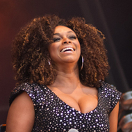 Paula Lima, 55 (Ca sĩ)