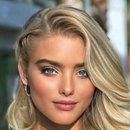 Paula Rejón, 23 (Model)