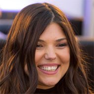 Paula Seling, 45 (Ca sĩ nhạc Pop)