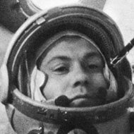 Pavel Popovich (1930 - 2009) (宇航员)