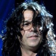 Pawel Maciwoda, 57 (贝斯手)