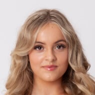 peachyylexi, 18 (YouTube Star)