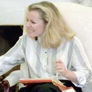 Peggy Noonan, 75 (记者)