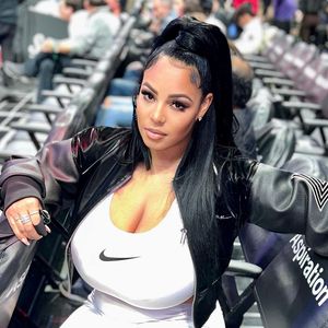 Persephani, 31 (Instagram明星)